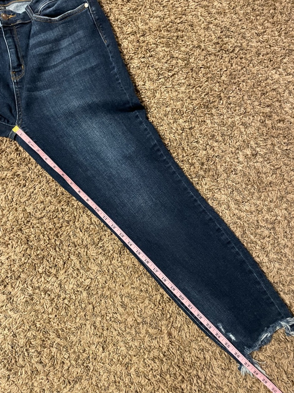 Judy Blue 15/32 Slim Fit High Rise Destroy Shark Bite Hem Stretch Denim Jeans - Picture 14 of 14